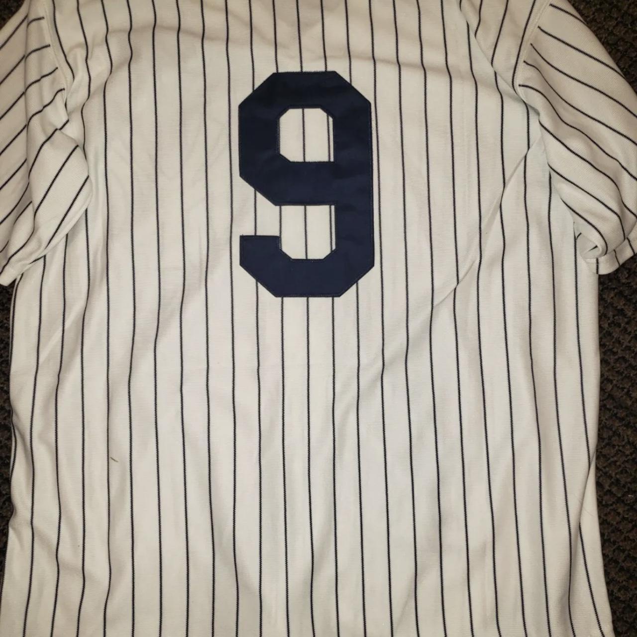 Yankees Mitchell & Ness throwback baseball jersey. - Depop