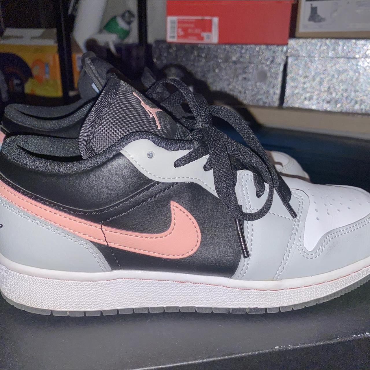 Air Jordan 1 Low Black Grey Fog Bleached Coral