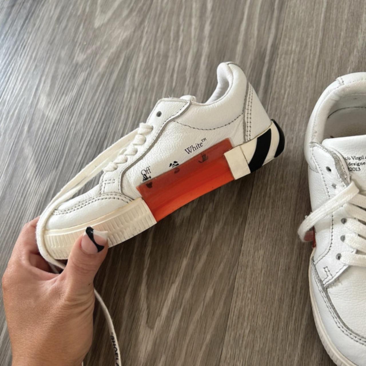 Off white trainers unisex size 28 - Depop