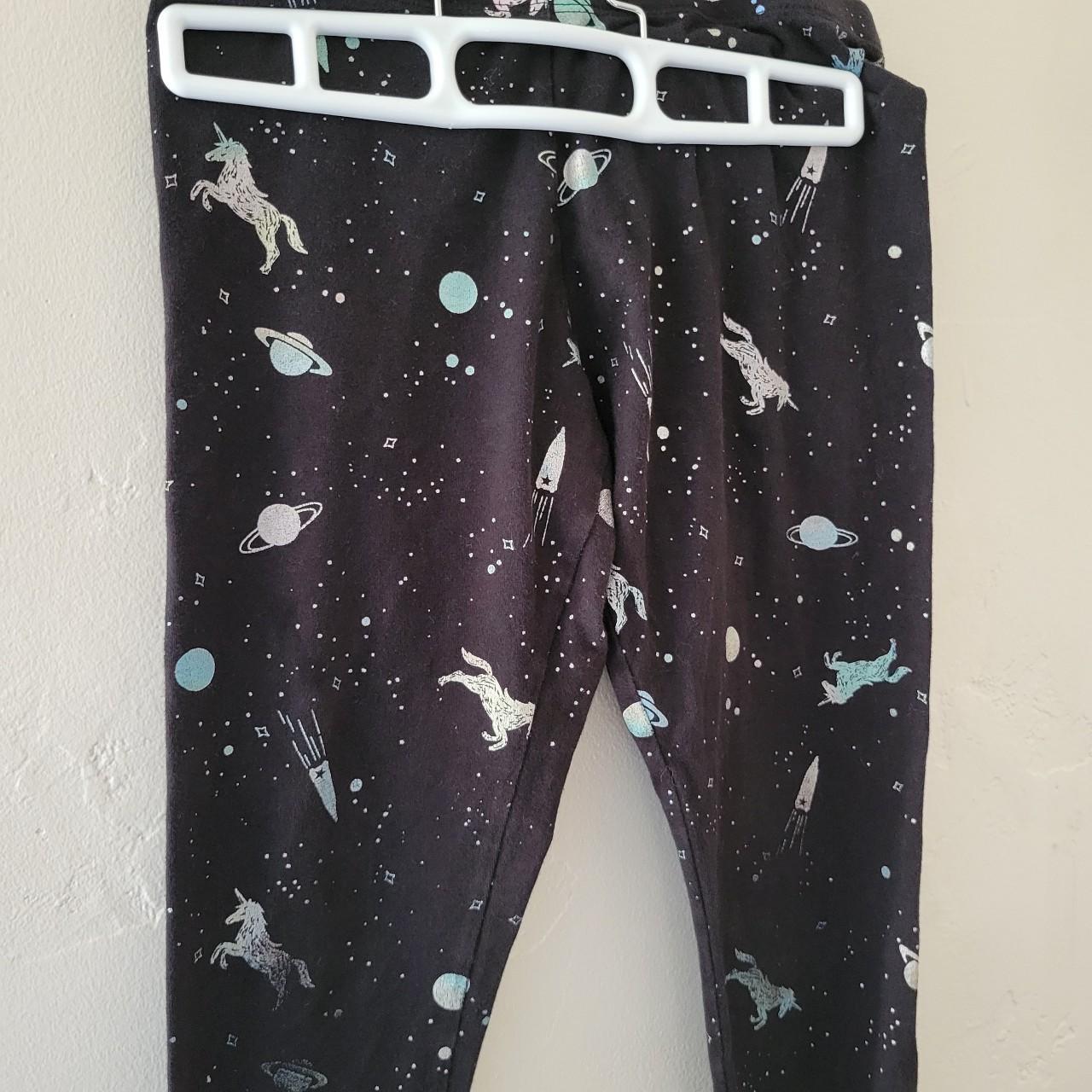 galaxy cat leggings. not sure of where i bought them - Depop