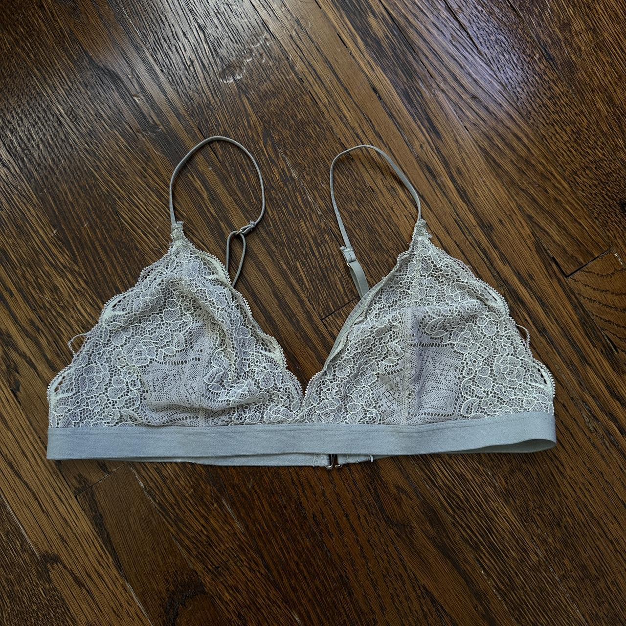 Madewell sage green bralette. Size s but no tags. - Depop