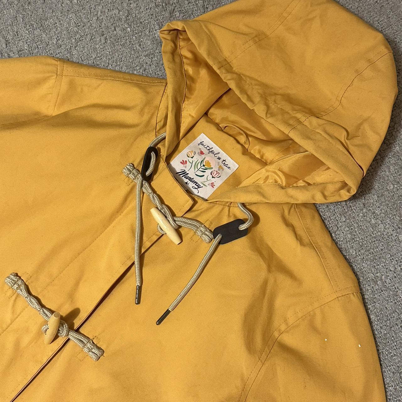 Mantaray shop yellow coat