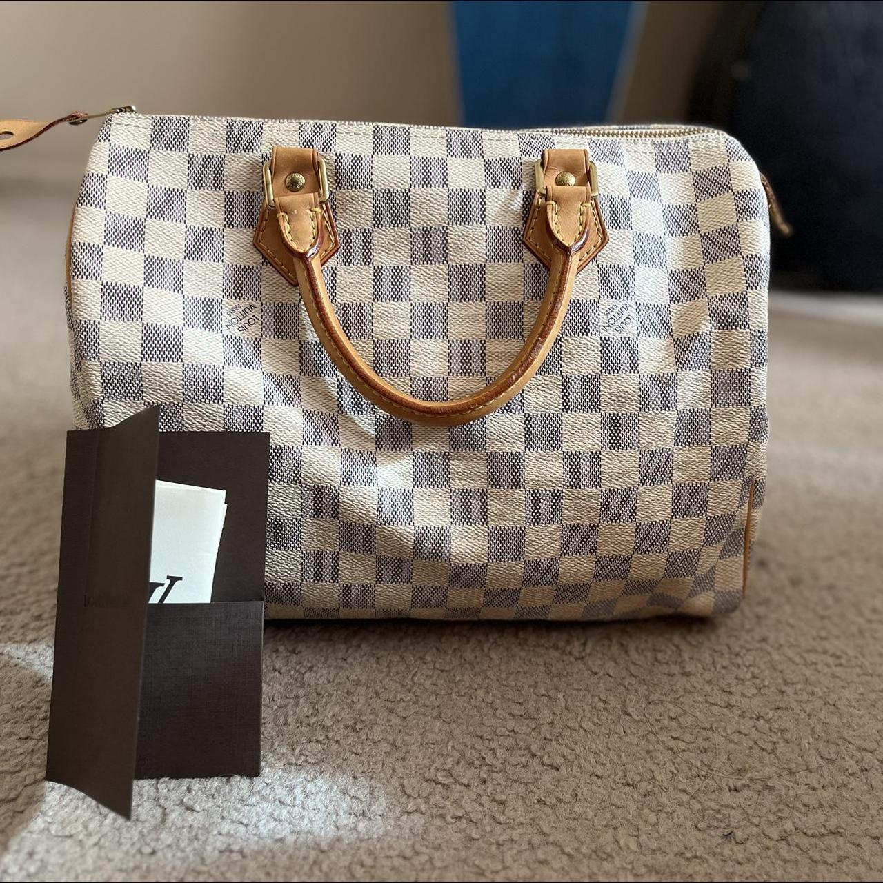 Louis Vuitton LIMITED EDITION hand bag. In white - Depop