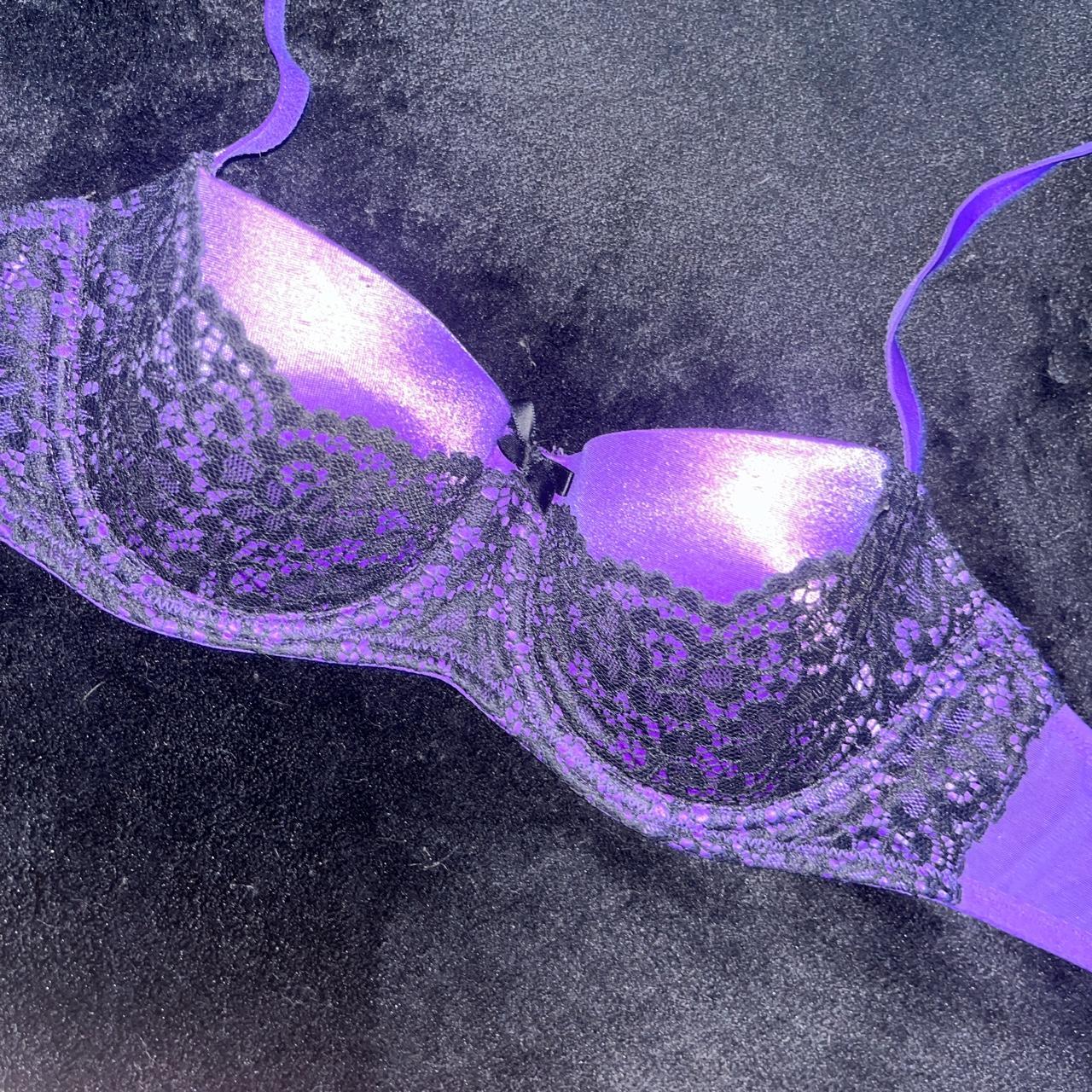 dark purple & black lace victoria's secret bra size 32c - Depop
