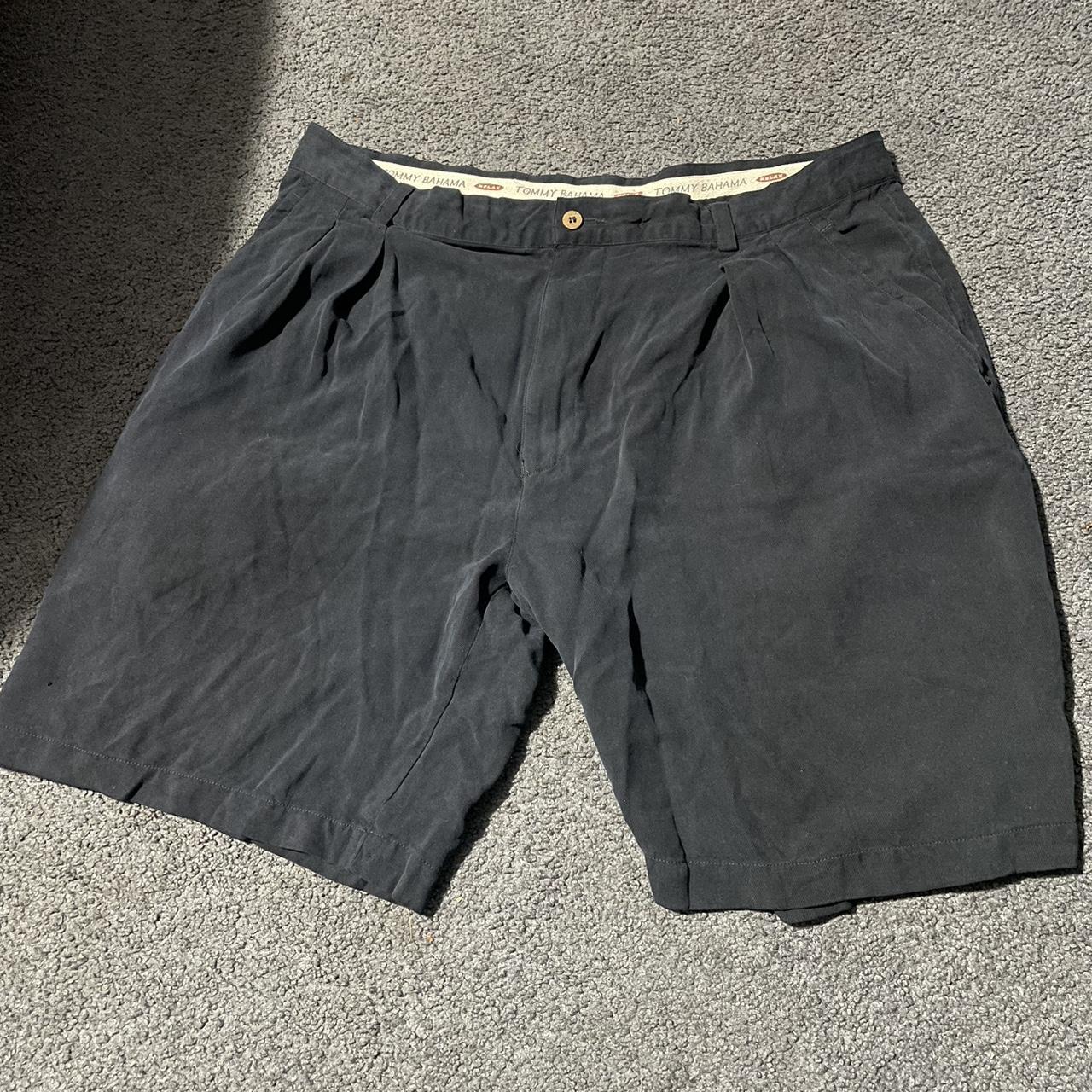 Tommy Bahama Men's Navy Shorts | Depop