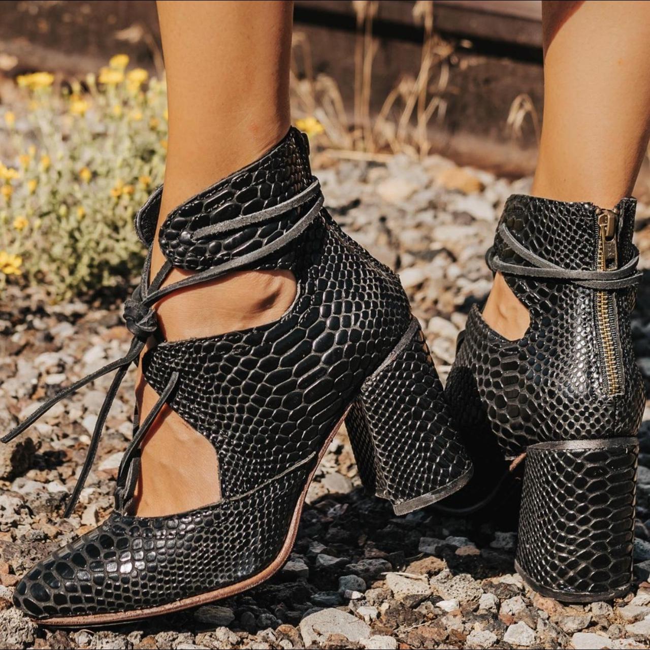 Snakeskin lace clearance up block heels