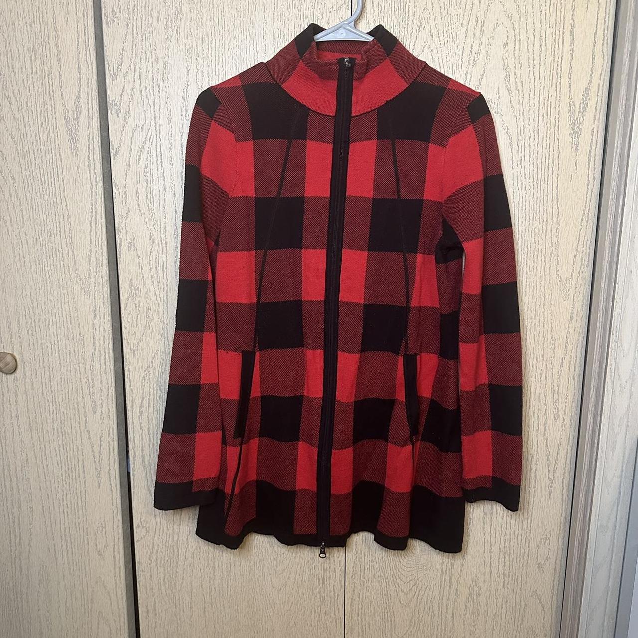 item listed by loominousthrifter