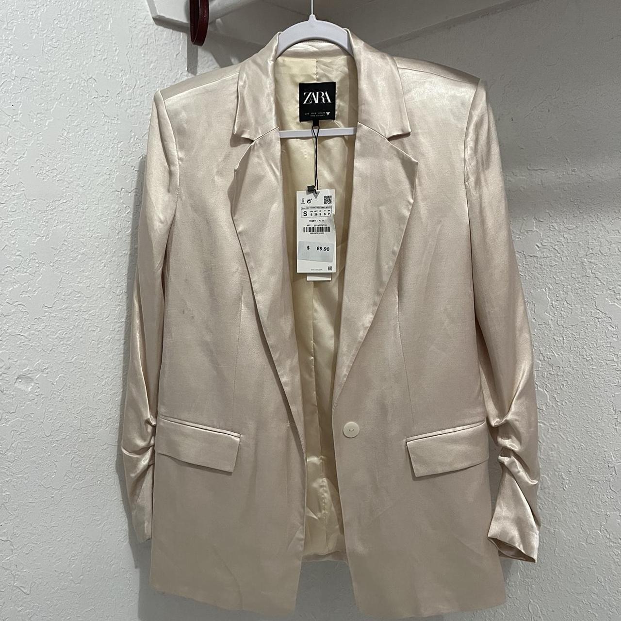 Zara Women's Cream Jacket Depop