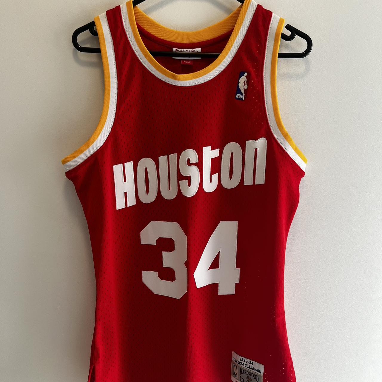 throwback hakeem olajuwon jersey