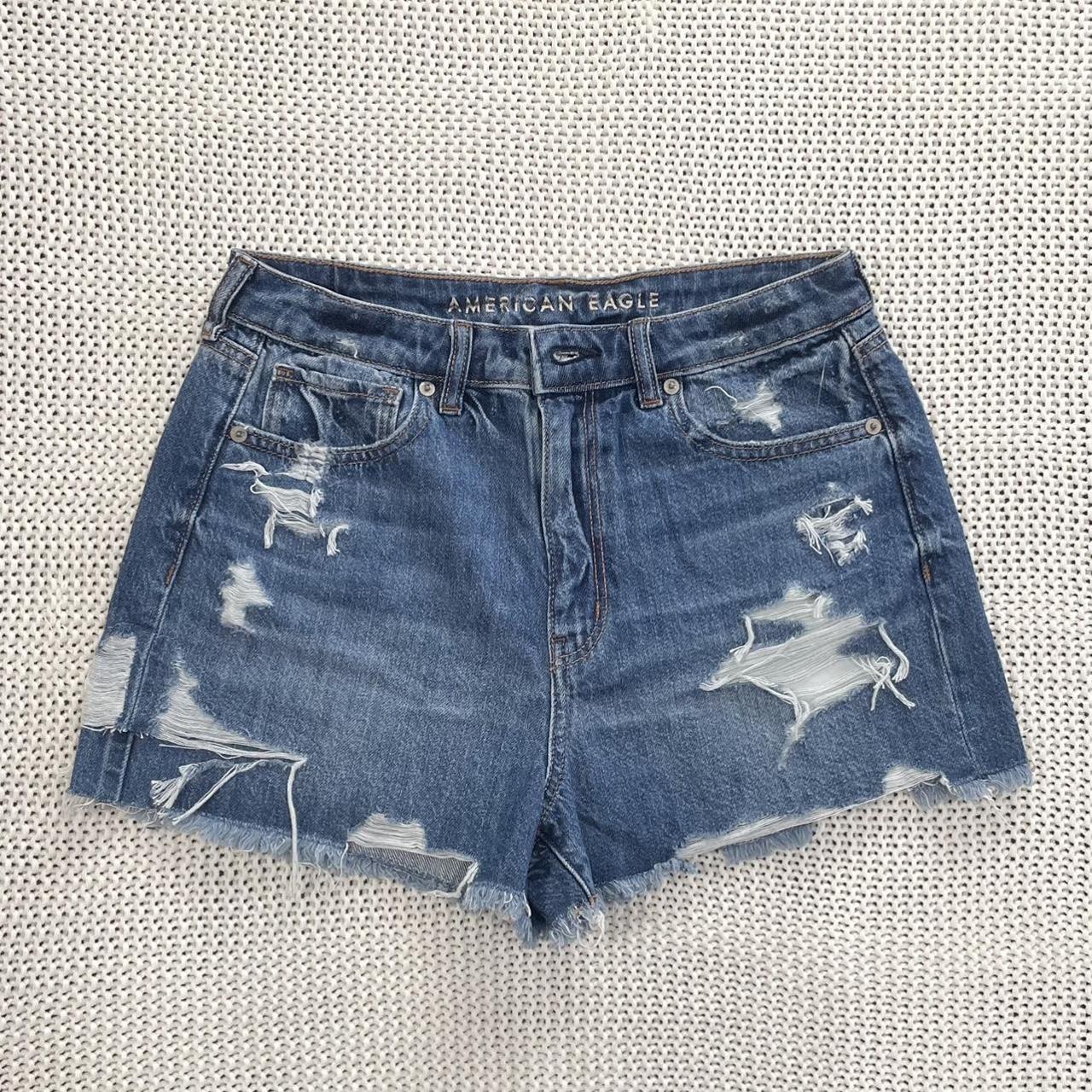 American Eagle Mom Shorts - size 6 - Distressed... - Depop