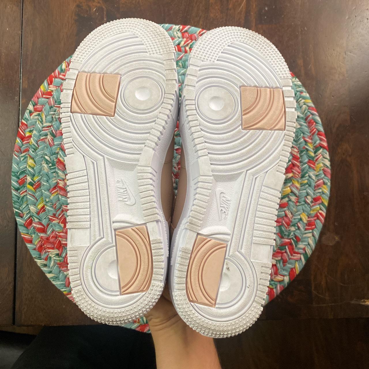 womens nike pixel