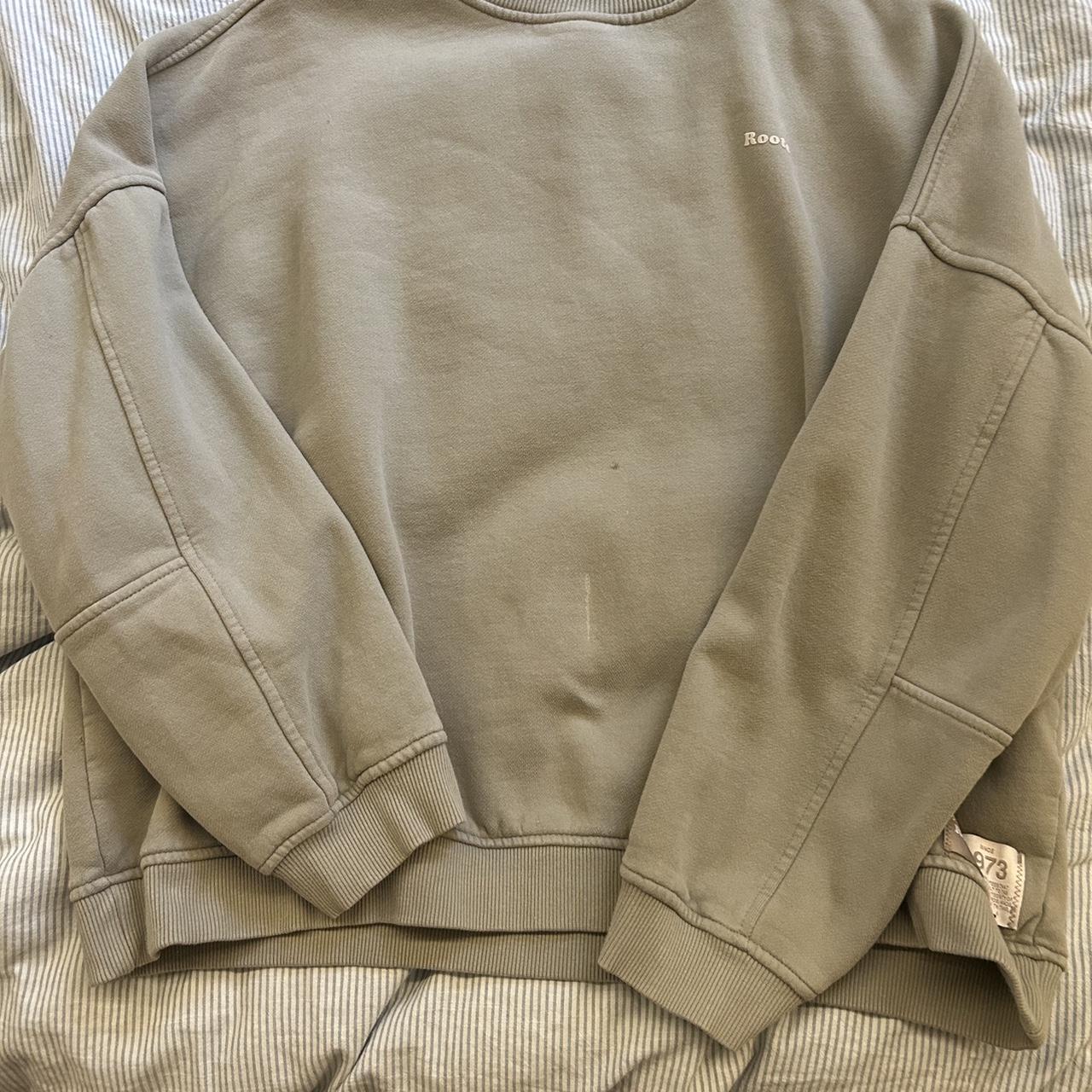 roots sweater sage green size large fits like a Depop