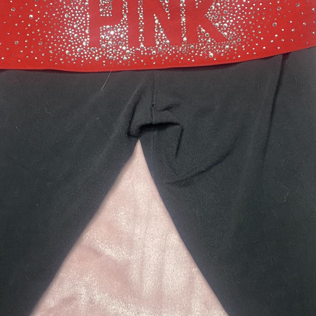 Vs pink yoga pants Fits xs-m Straight legged - Depop