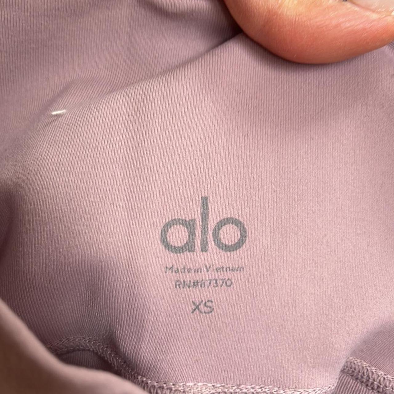Alo yoga leggings size XS mauve color great | Depop