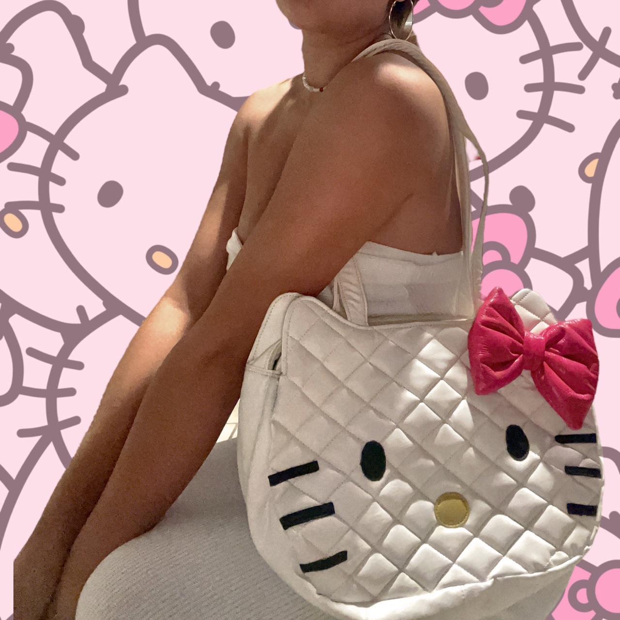 Hello kitty quilted Y2K shoulder bag from 2005 - Depop