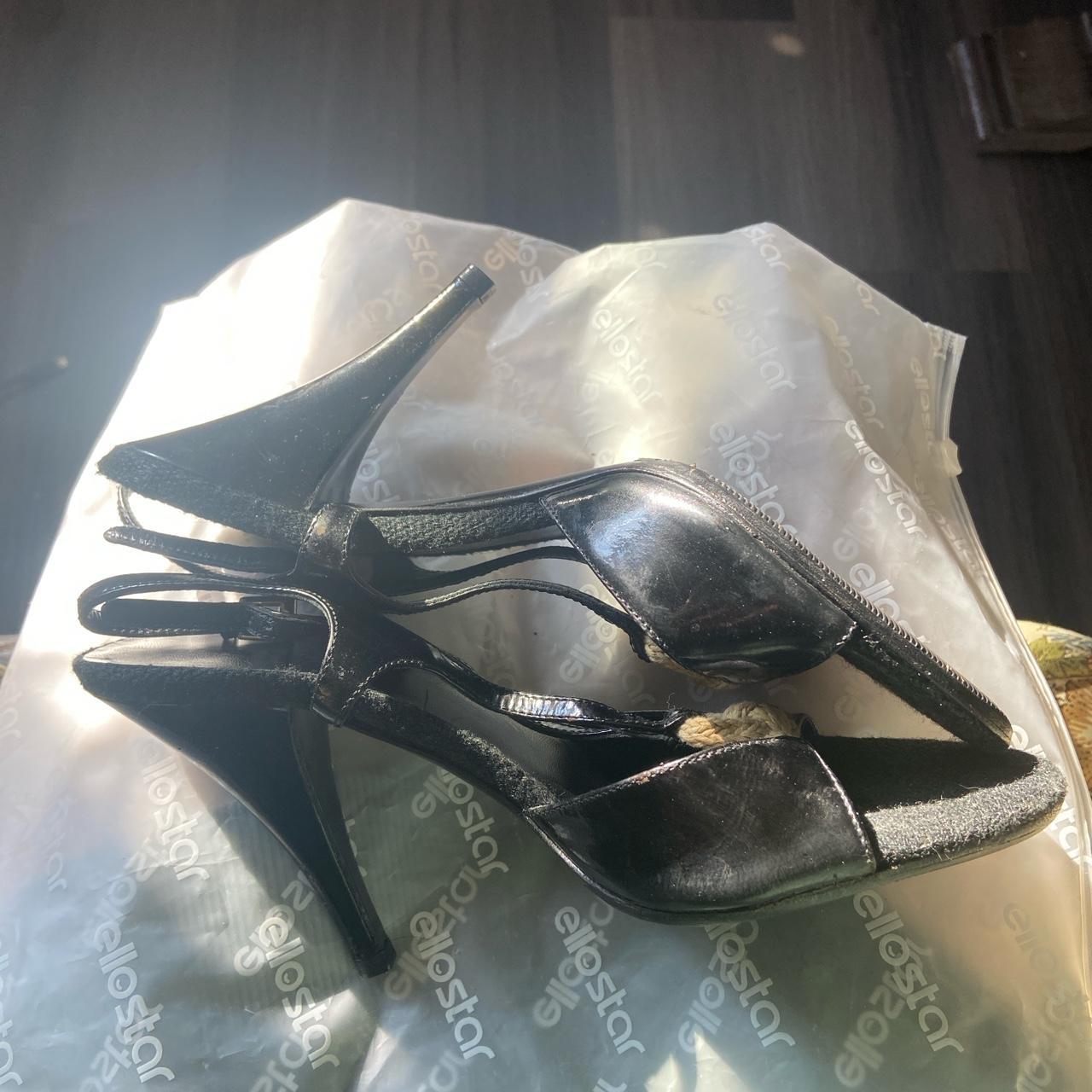 Prada vero best sale cuoio sandals