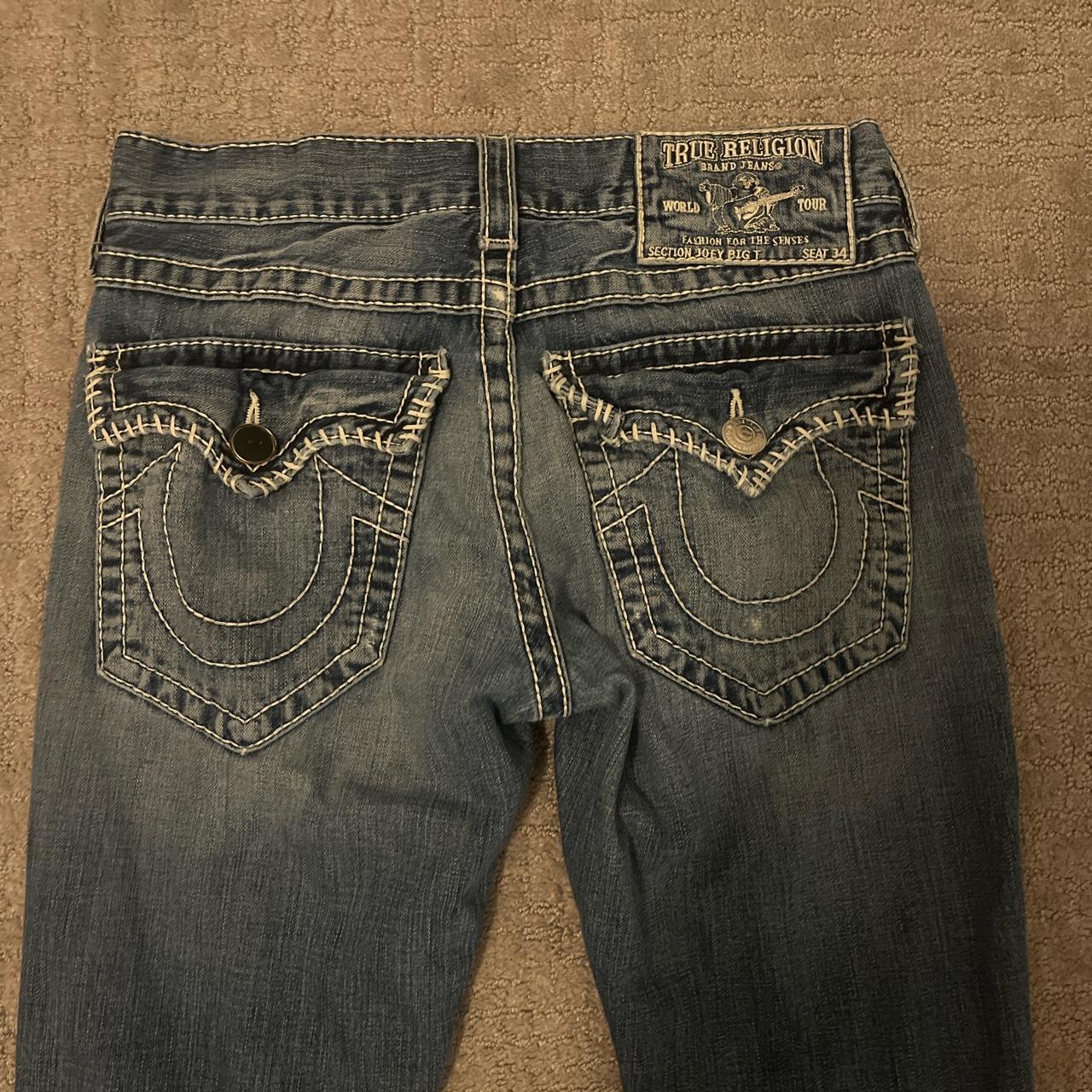 True Religion Women's Blue and White Jeans (2)