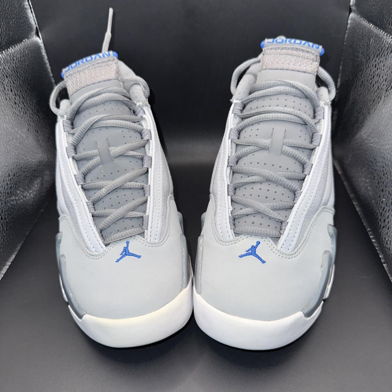 item listed by sneakerzrus25