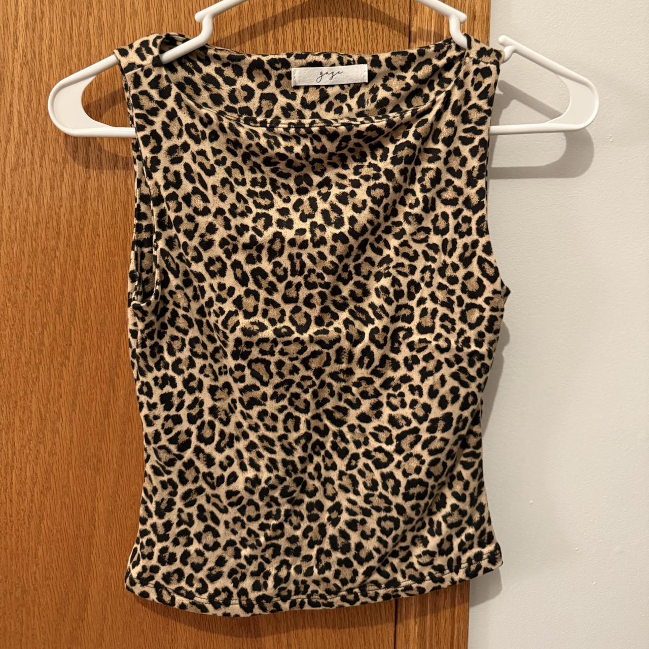 Leopard print-tank-top - Depop
