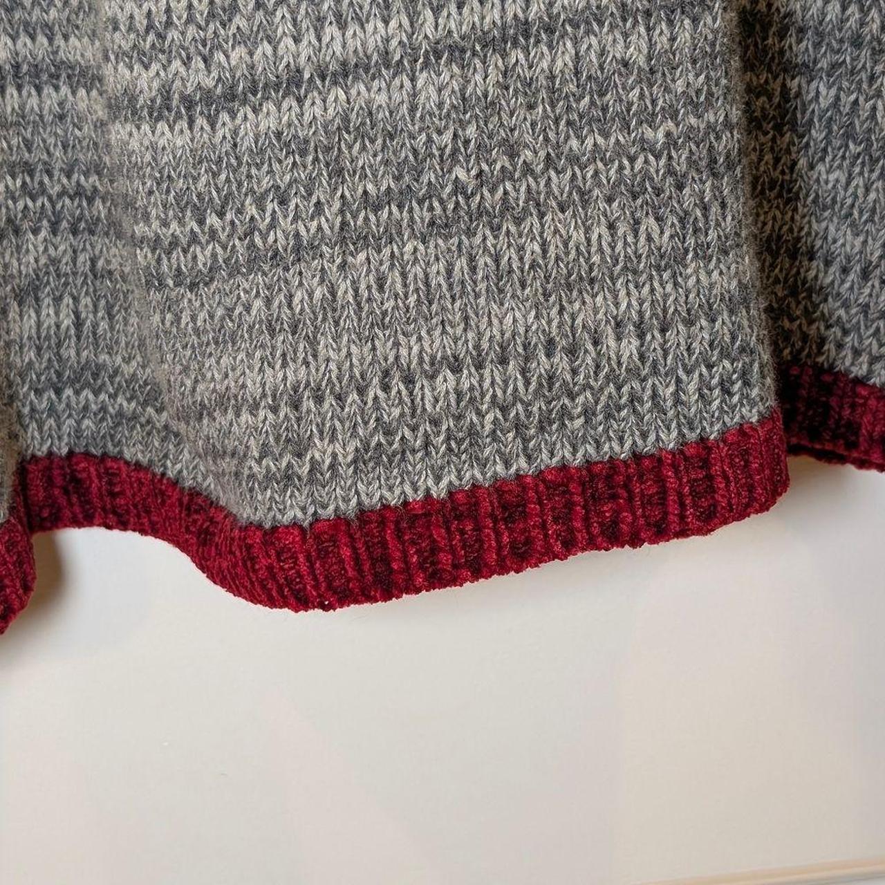 Source Unknown Women's Sweater - Grey/Red - S – S… - image 2