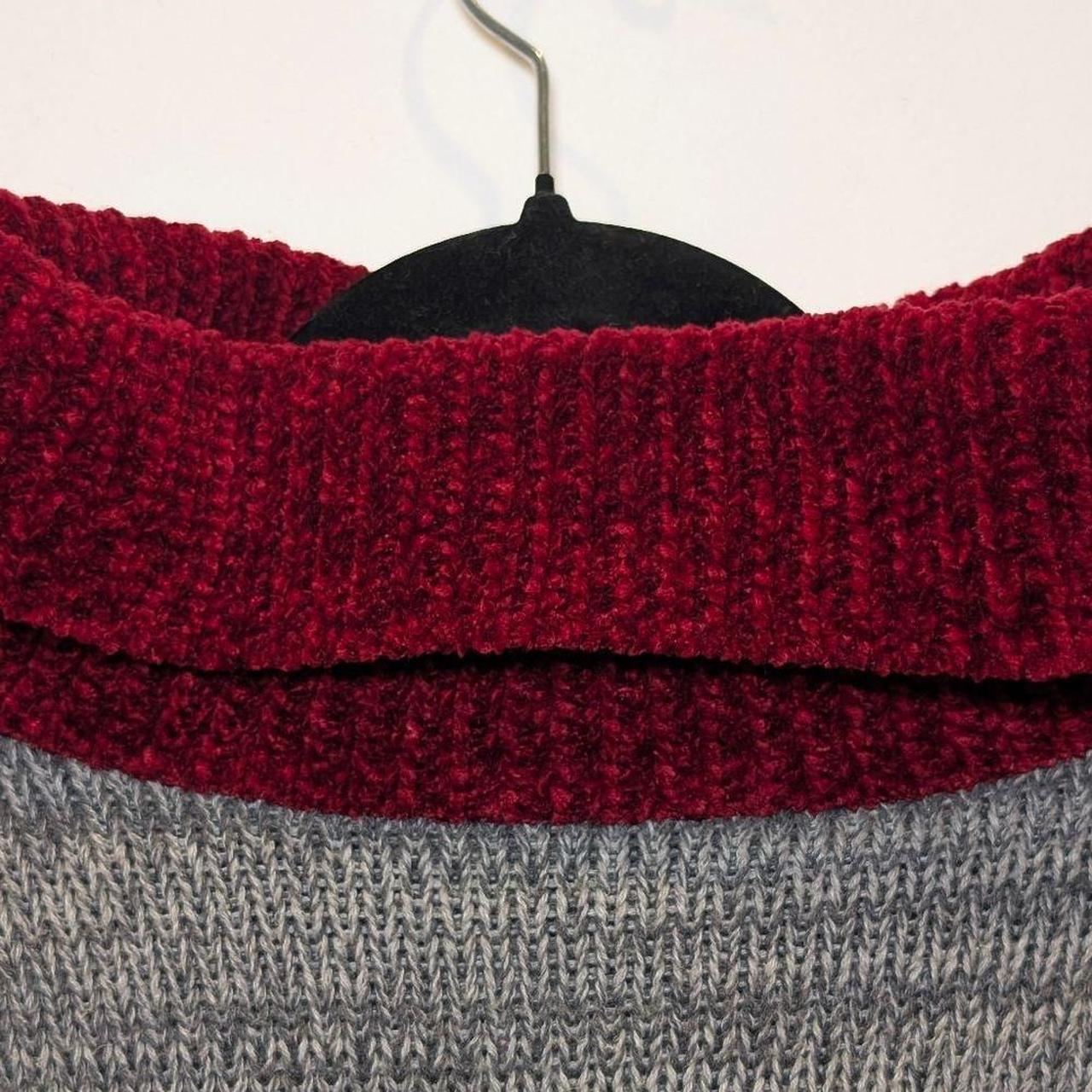 Source Unknown Women's Sweater - Grey/Red - S – S… - image 4