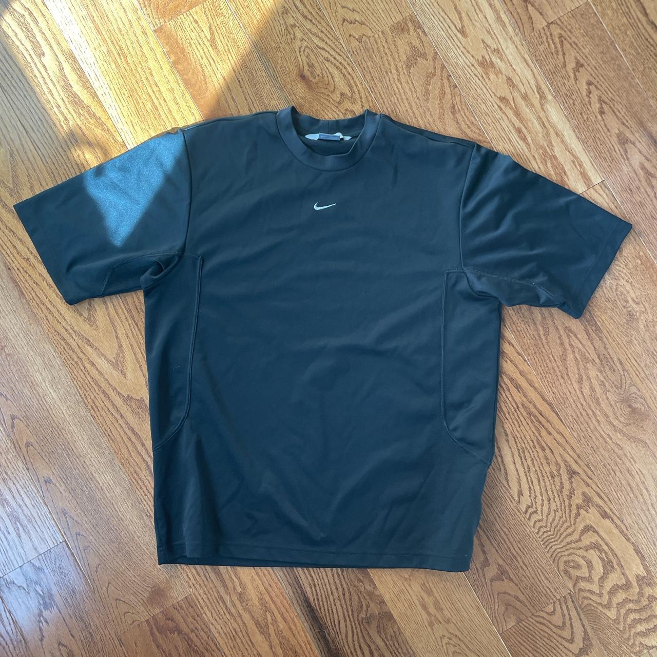 Nike Men's T-shirt | Depop