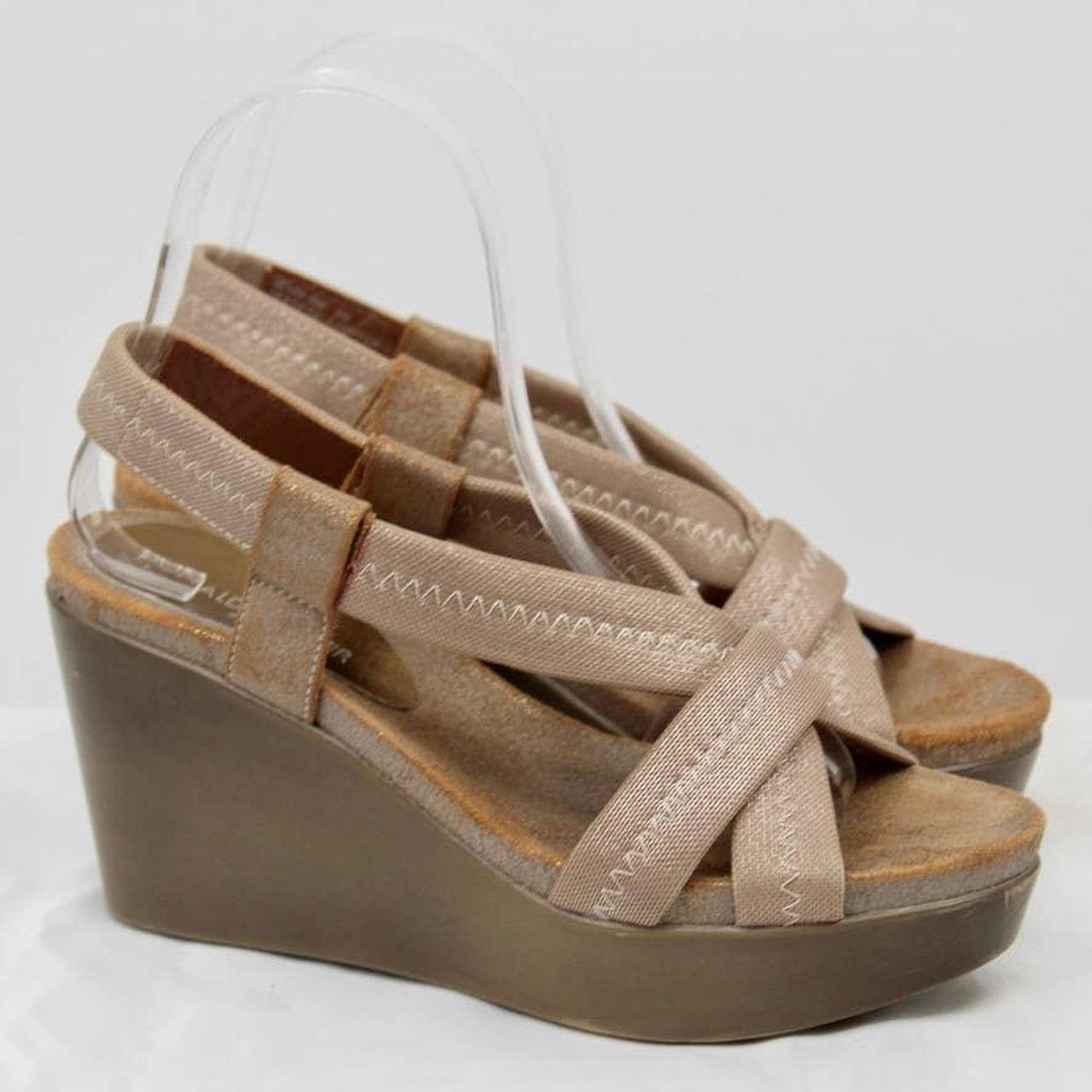 Donald pliner best sale wedge sandals