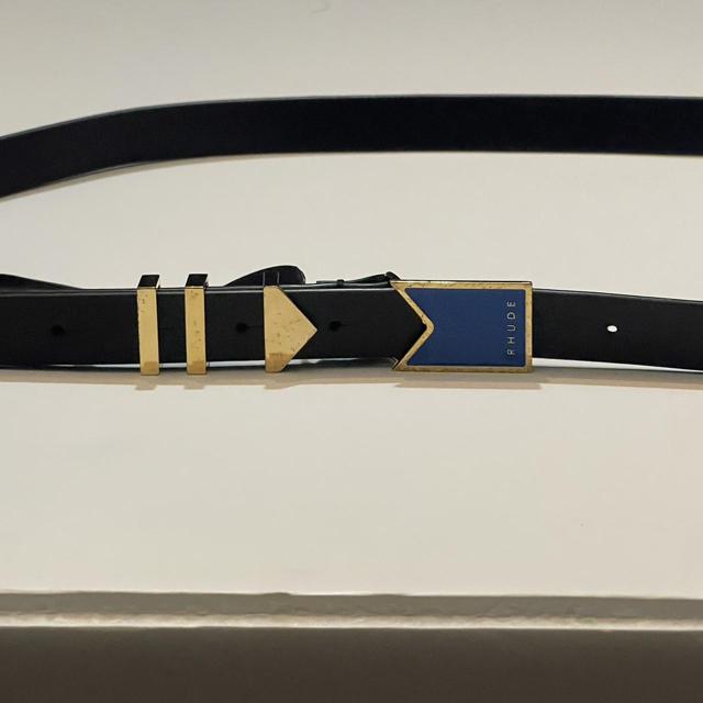 Fendi bag bugs outlet belt