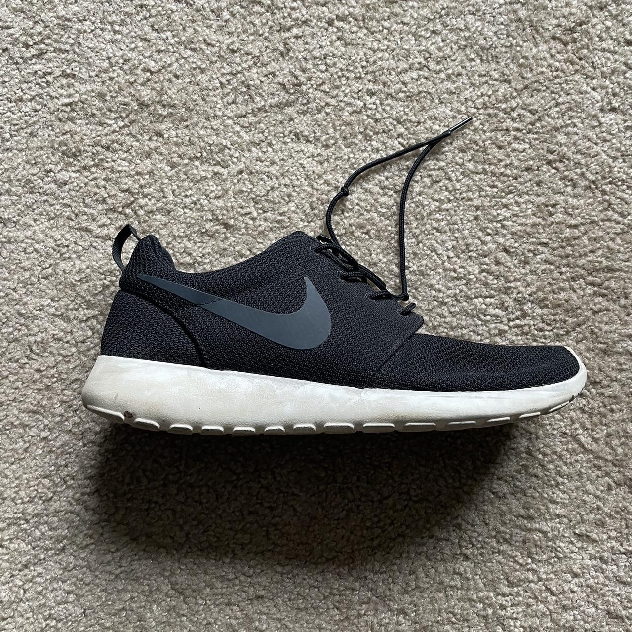 Nike roshe run enfant jordan best sale