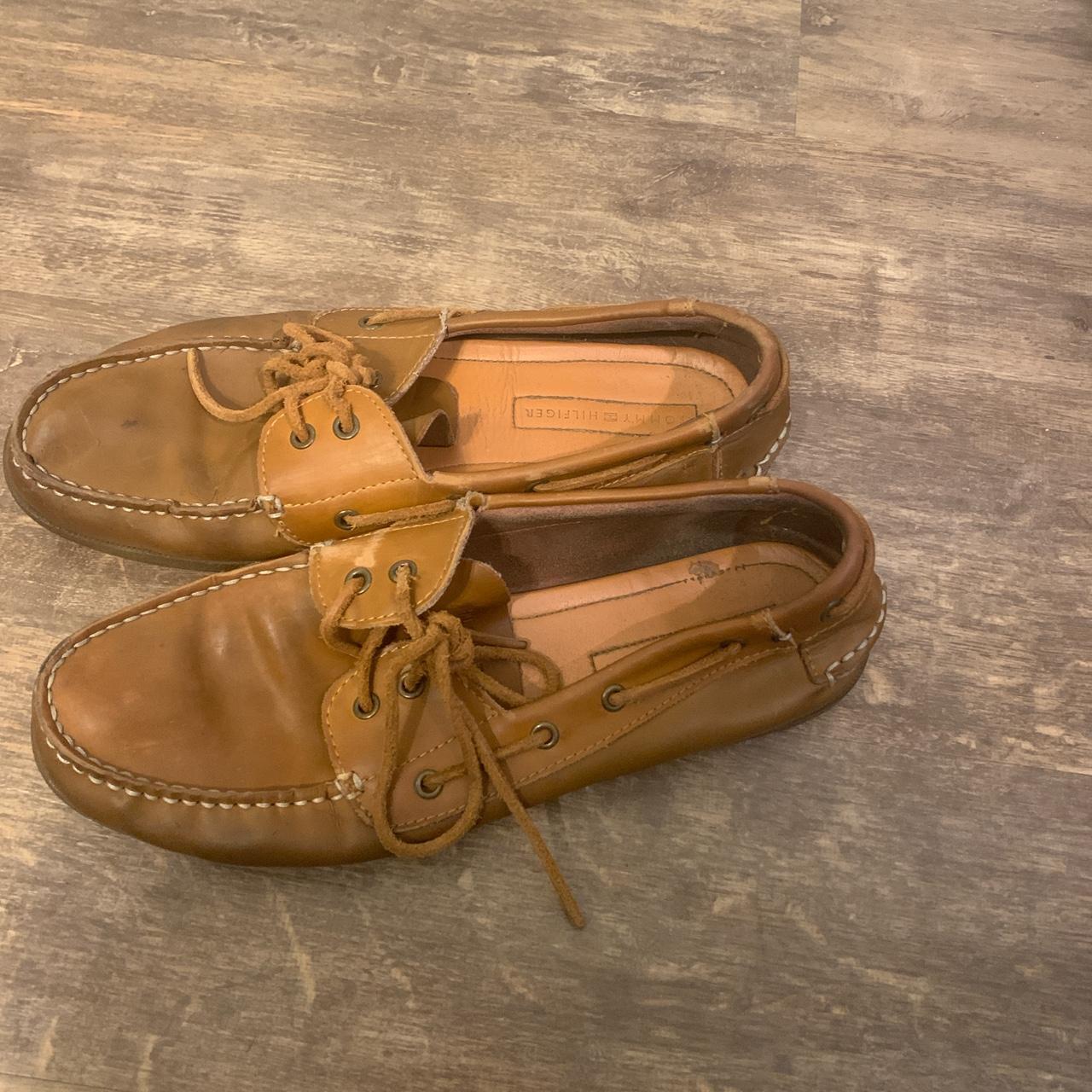 tommy hilfiger boat shoes