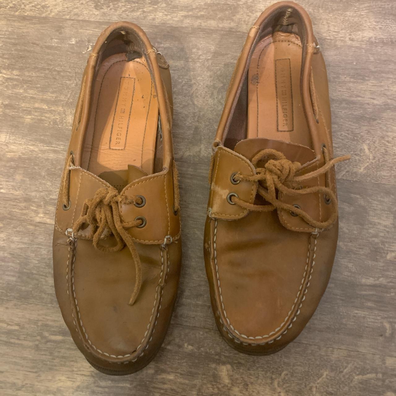 tommy hilfiger boat shoes