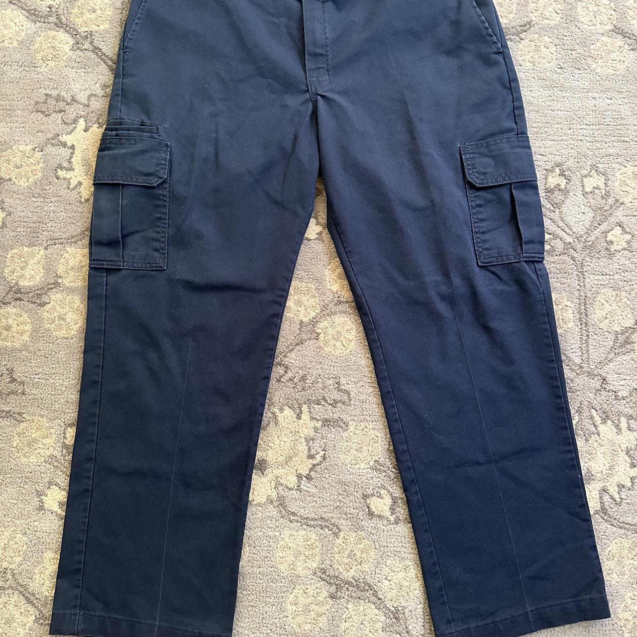 navy blue cargo dickies size 38-30 used no flaws... - Depop