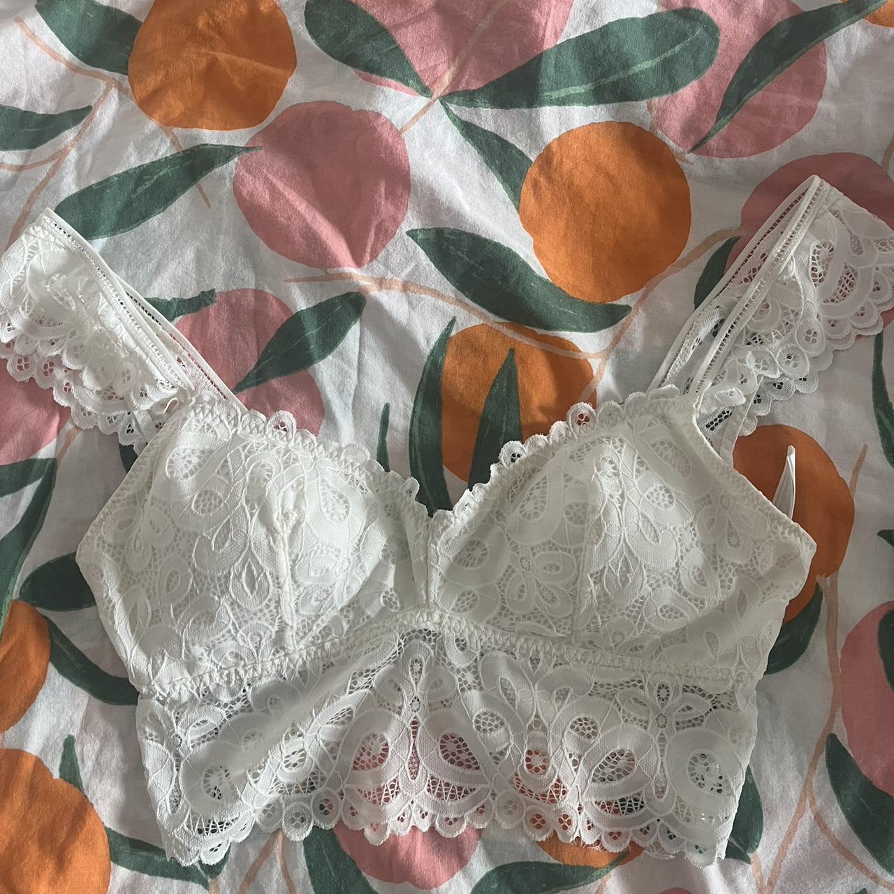 Gilly Hicks white bralette top - size L Worn once, - Depop