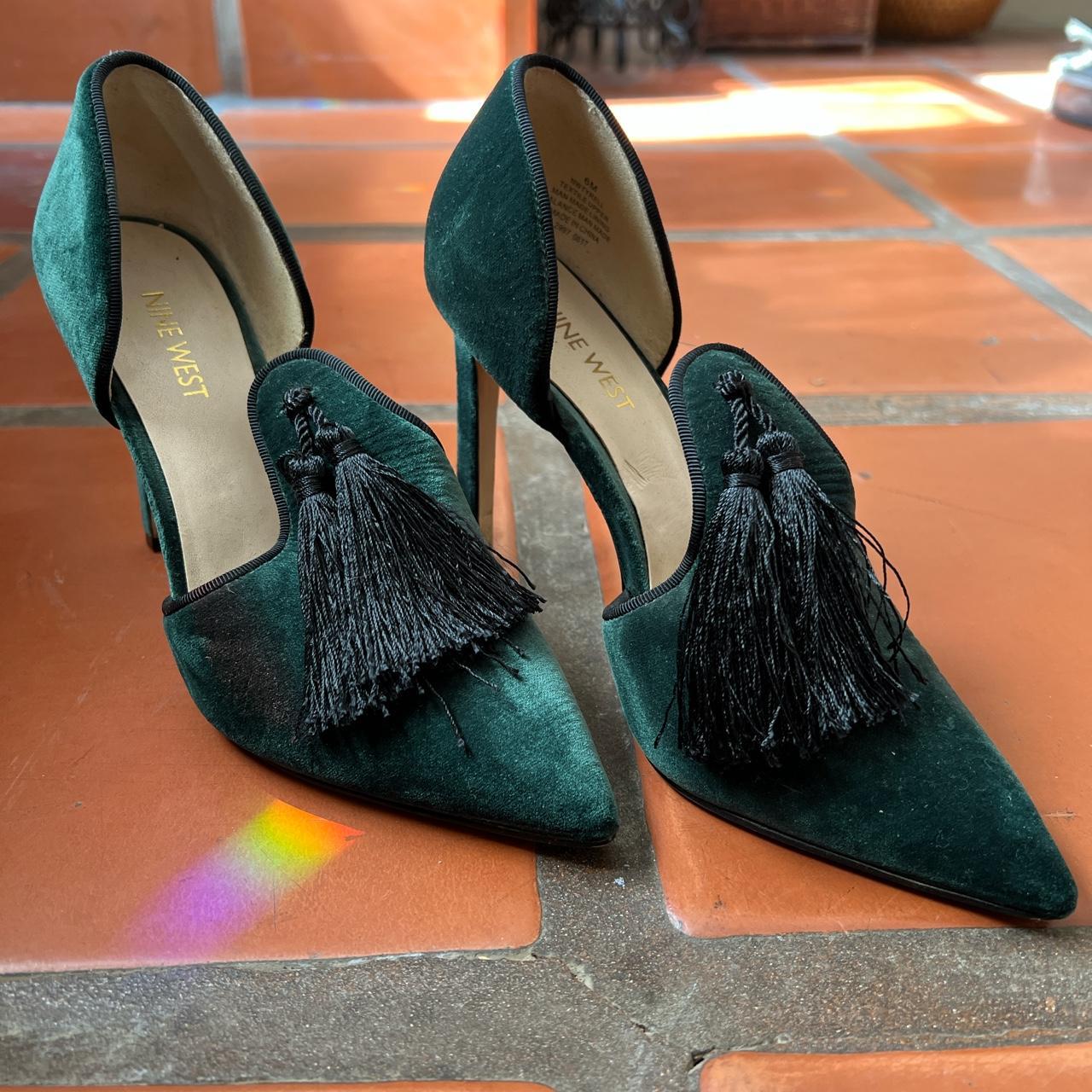 Nine west deals green pumps