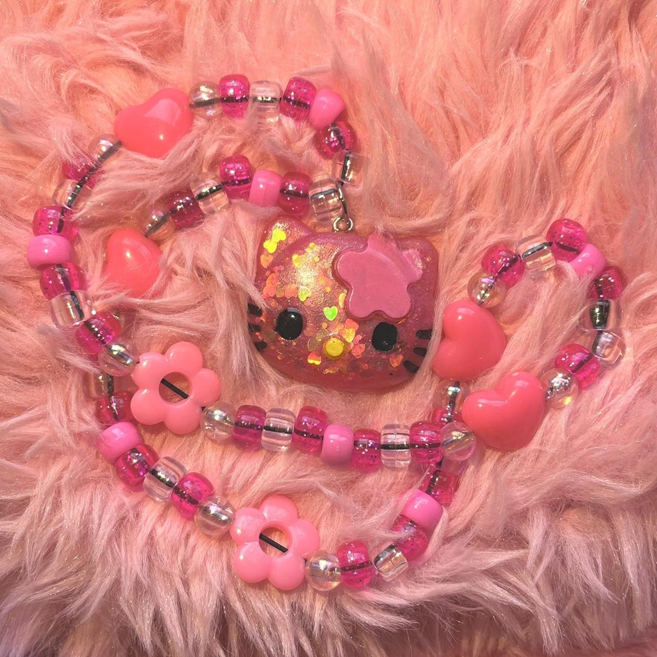 pink hello kitty necklace 🌸 💗 perfect for Depop