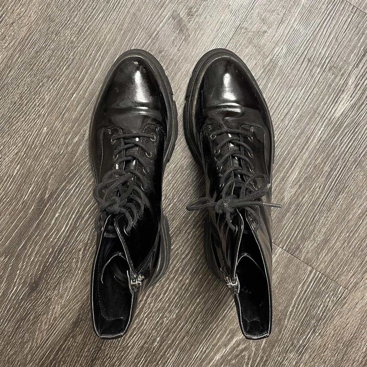 Dr best sale martens stradivarius