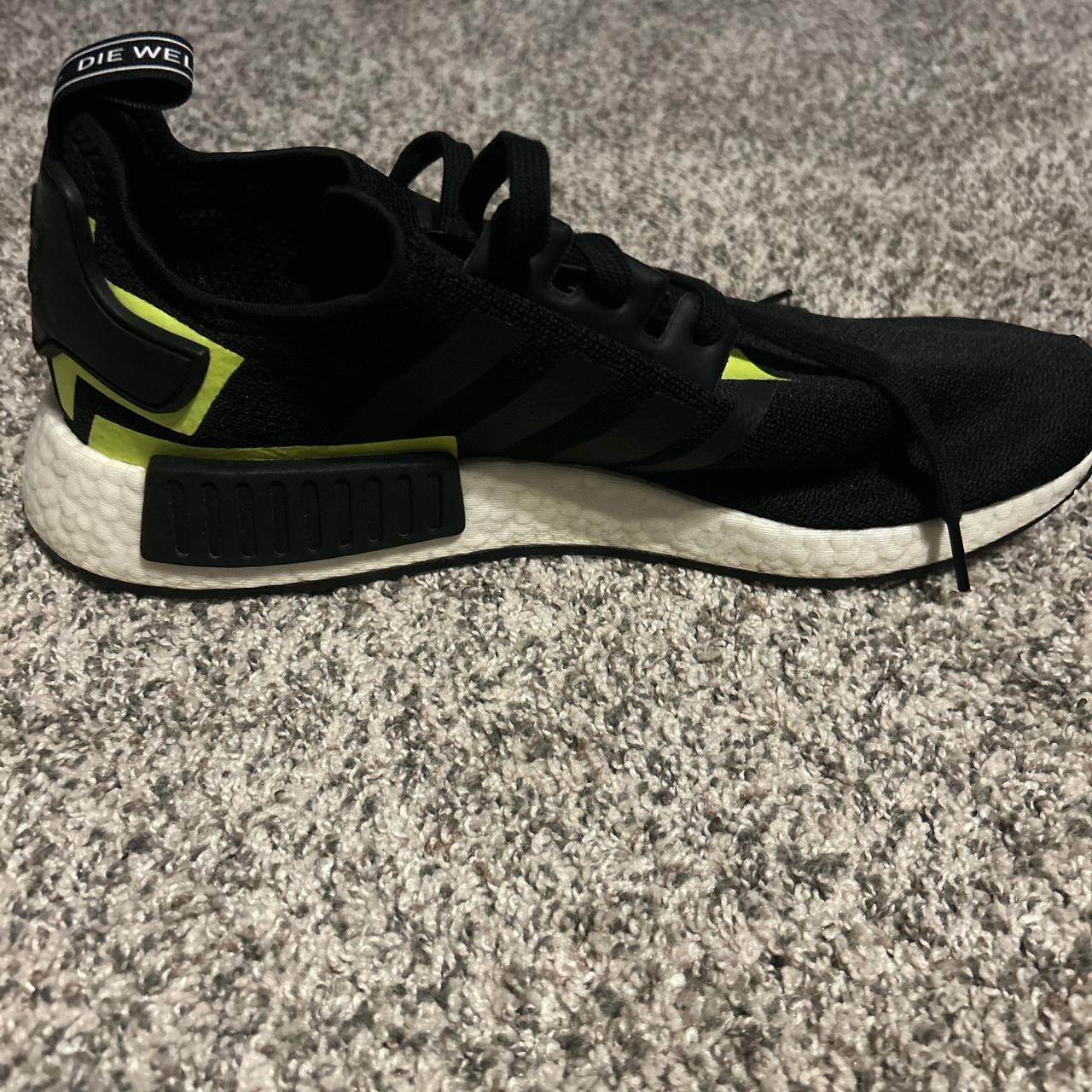 Adidas nmd volt online