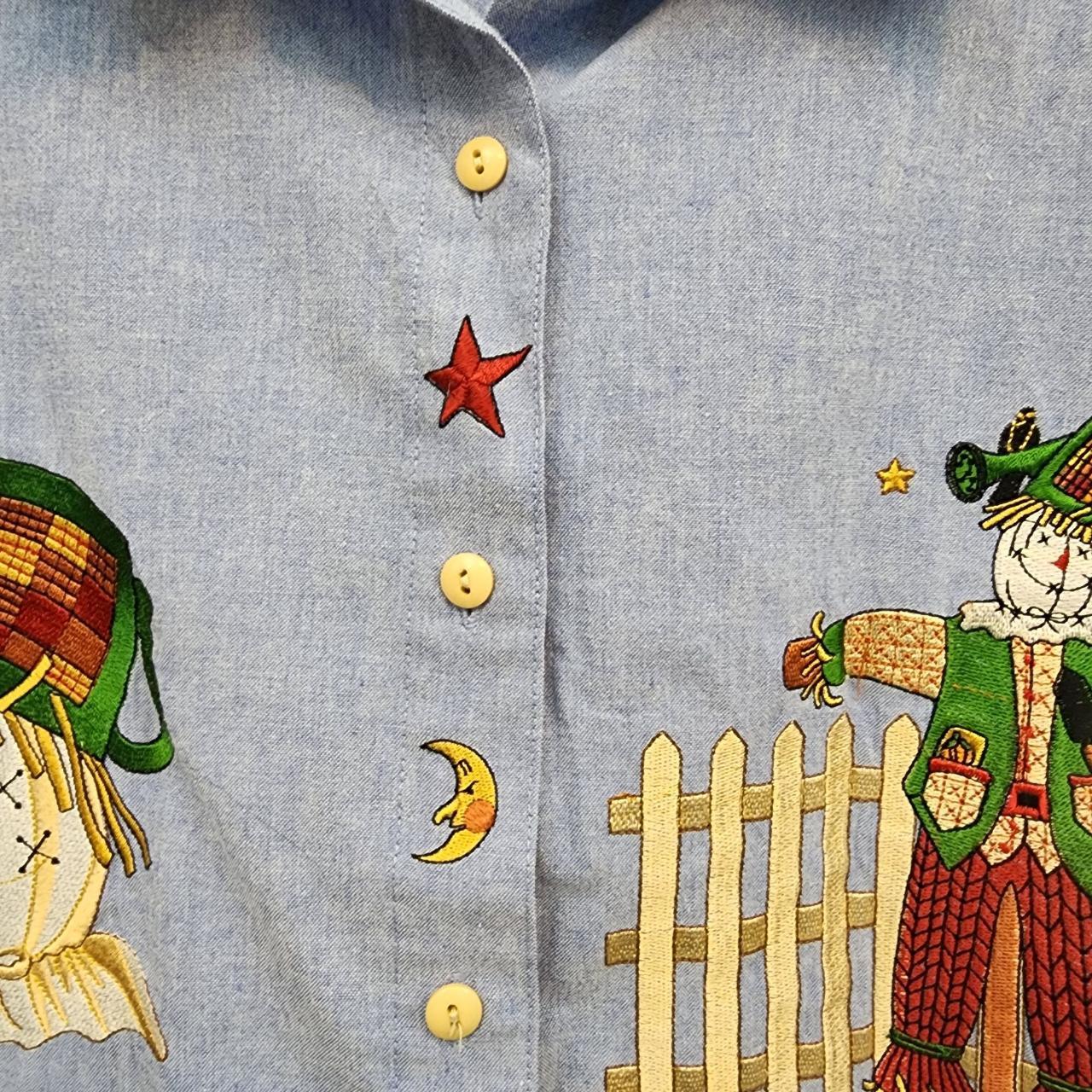 Whitefish Bay vintage button feont scarecrow | Depop