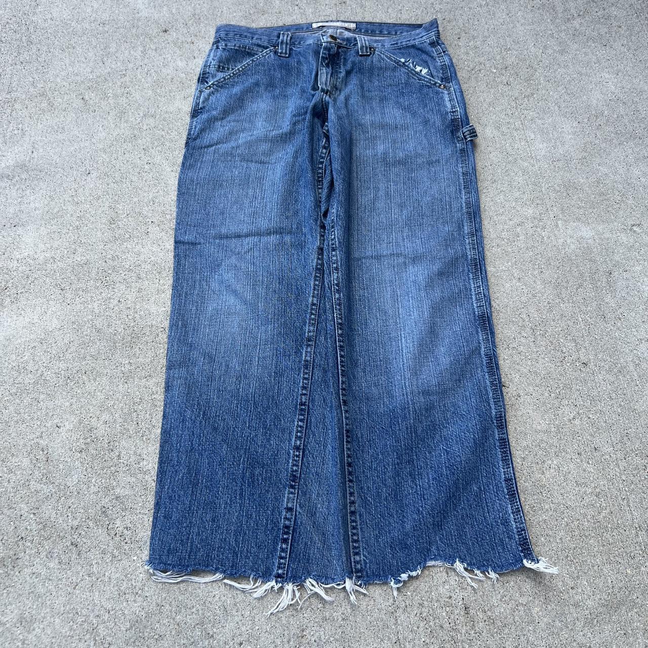 item listed by 765_thrifts