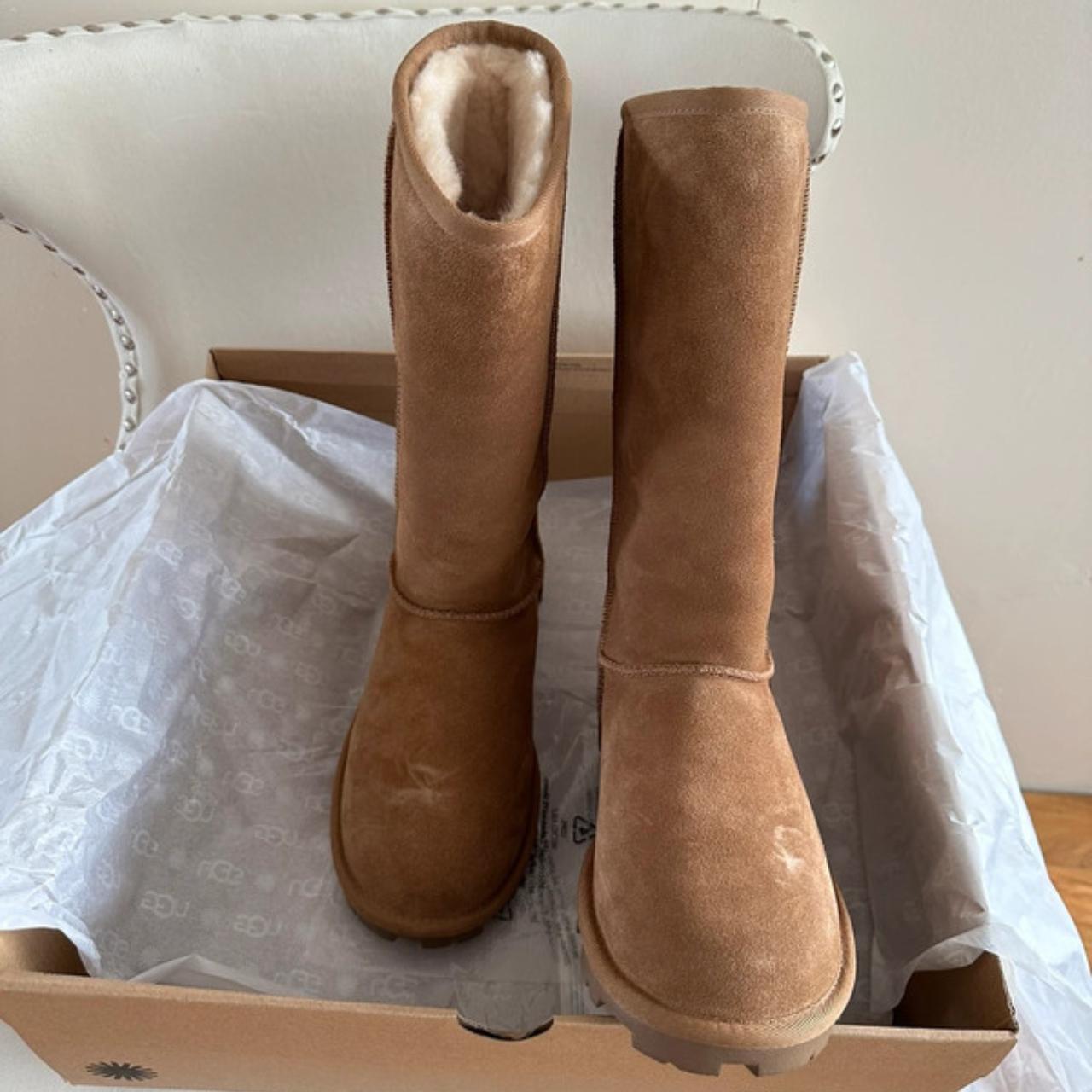 Light tan shop ugg boots