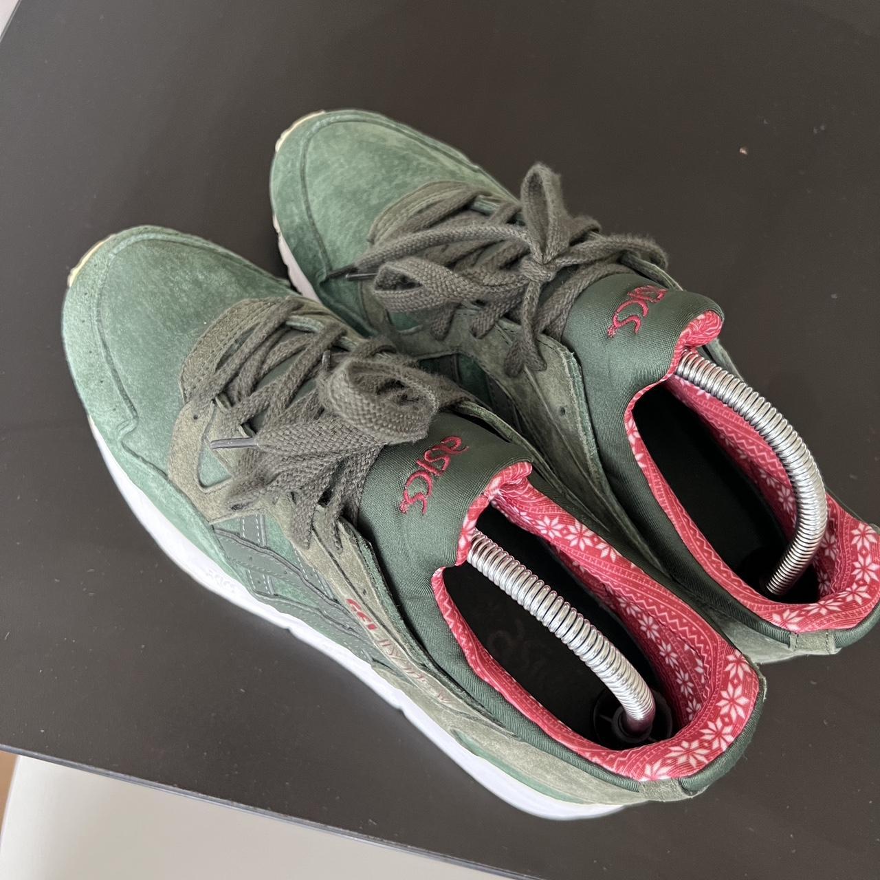 ASICS Gel-Lyte V Christmas Size US Depop