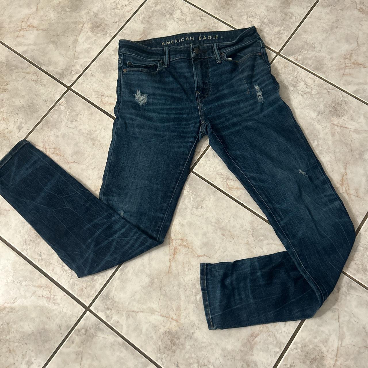 American Eagle straight Jeans Moderately distressed...