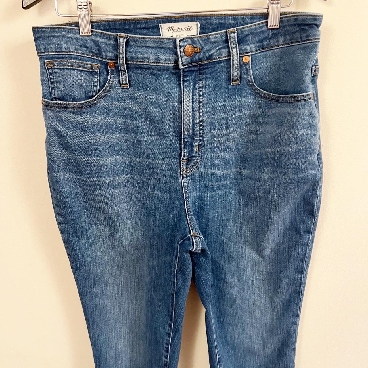 Madewell Curvy High-Rise Skinny Crop Jeans in - Depop