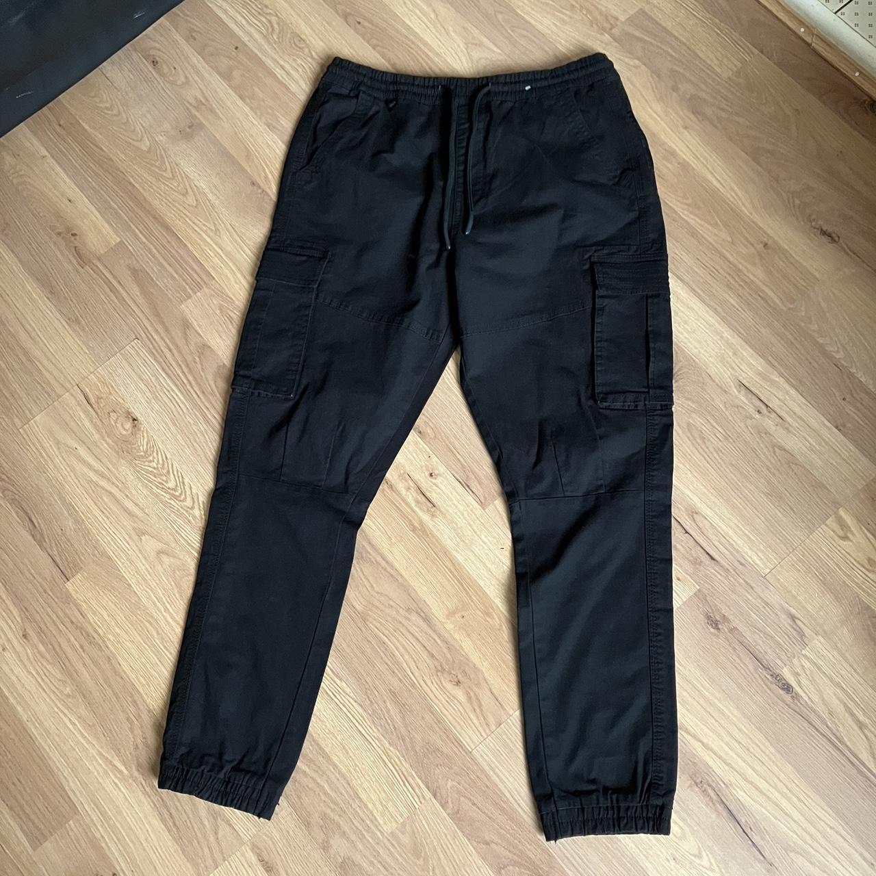 BLACK CUFFED CARGO PANTS - Depop