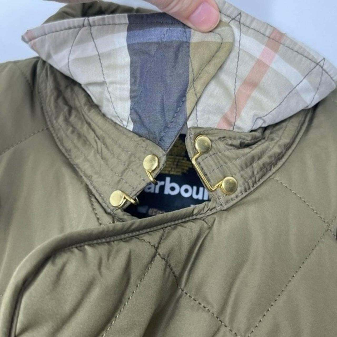 A stunning jacket for this season, the Depop