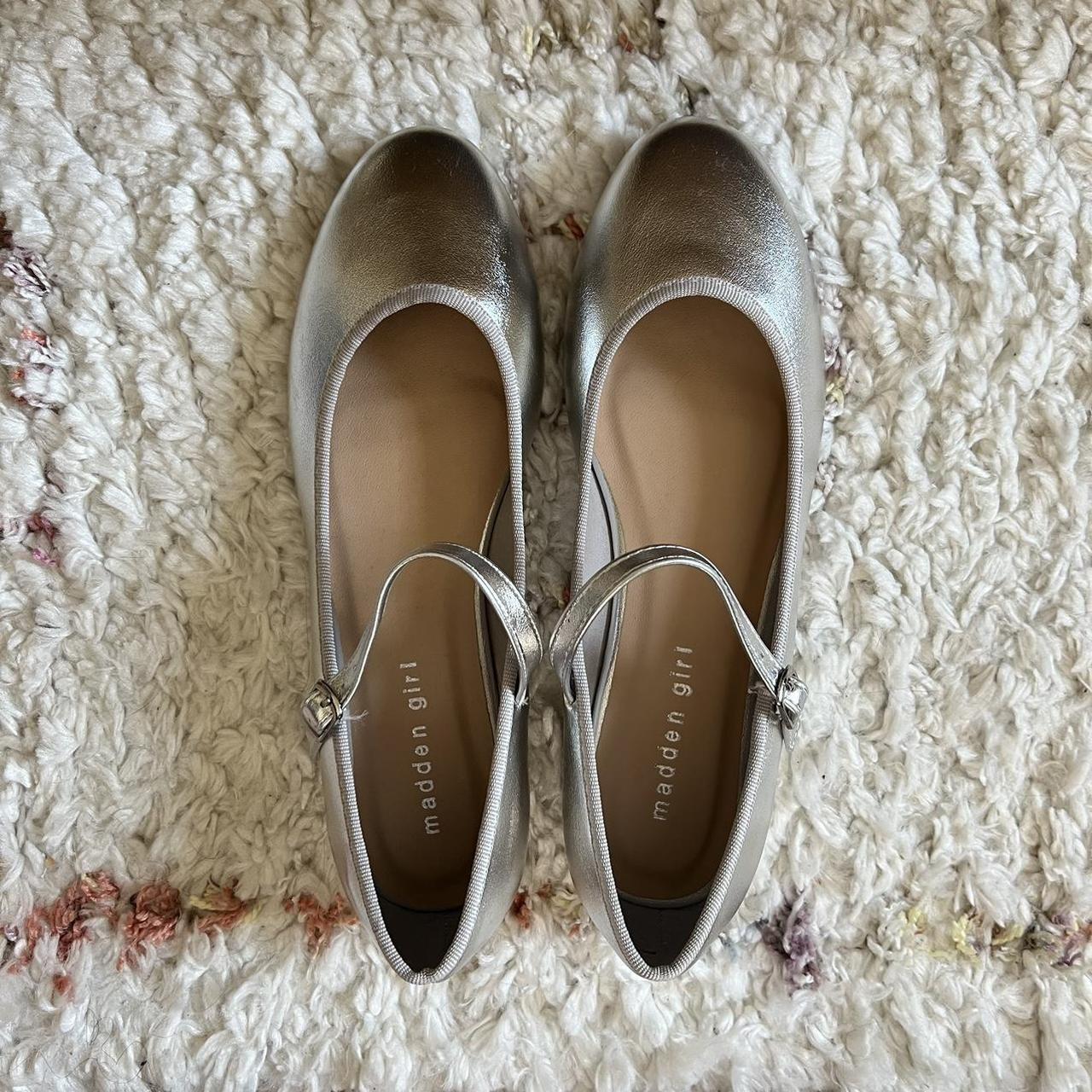 Madden Girl silver Mary janes / ballet flats. Super... - Depop