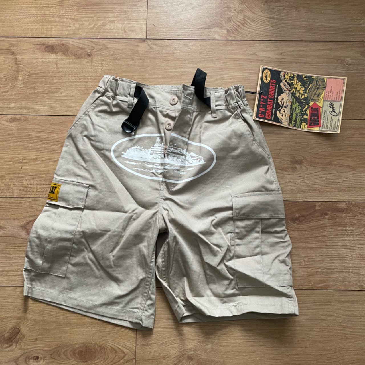 Corteiz Men's Grey and Tan Shorts | Depop