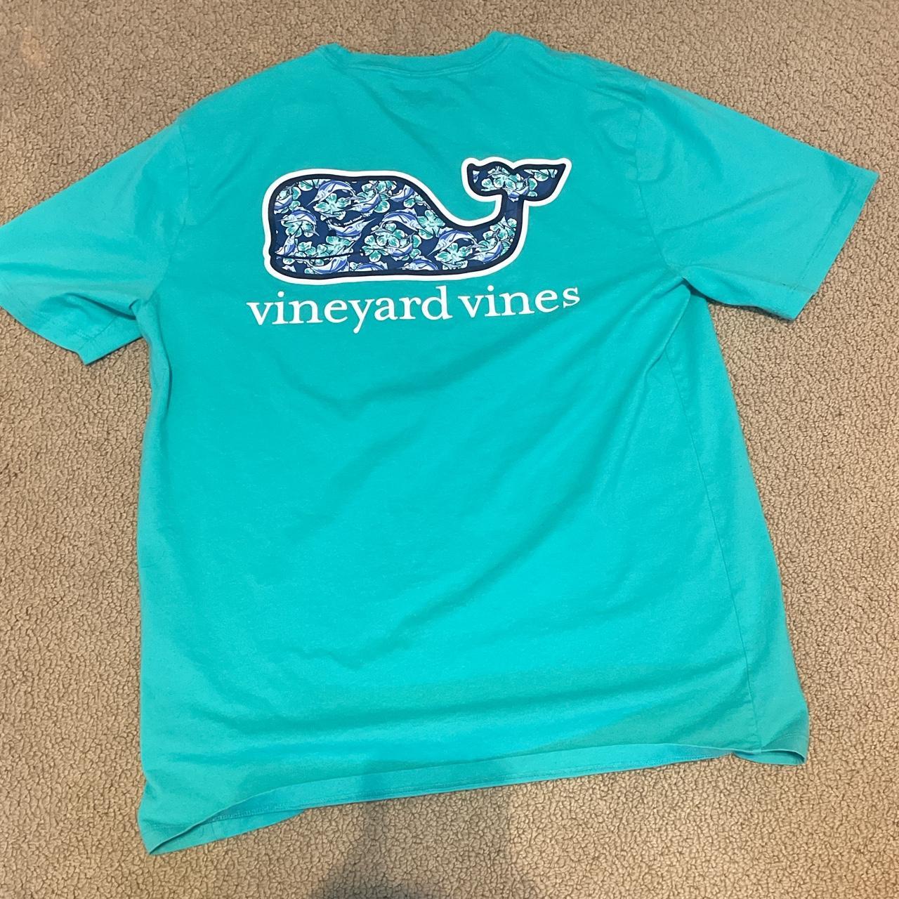 Vineyard Vines Men's Tshirt Depop