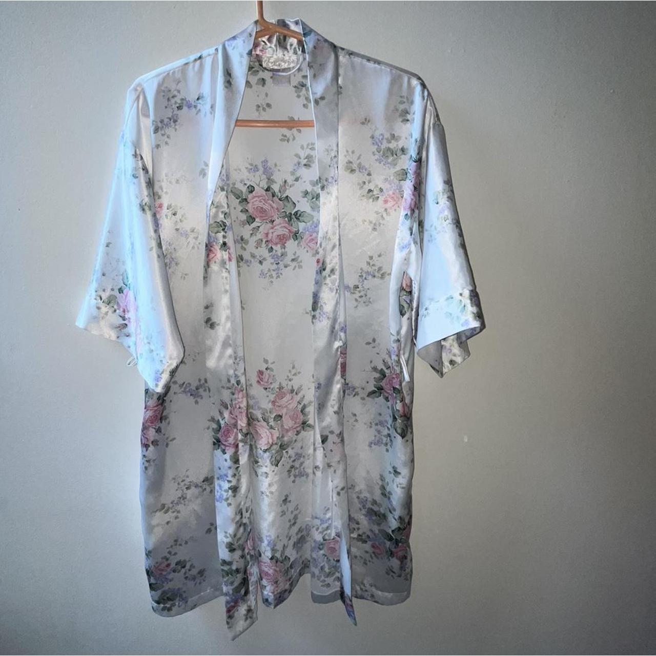 Inner Most, Lovely floral robe. So sexy, very silky - Depop
