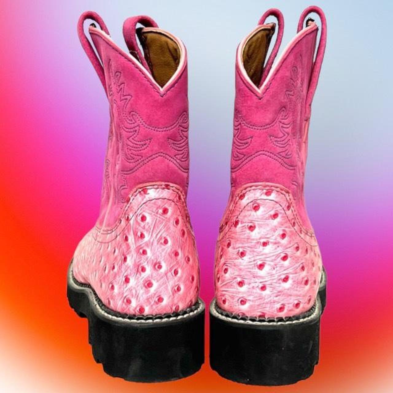 Pink fat baby ariat boots online